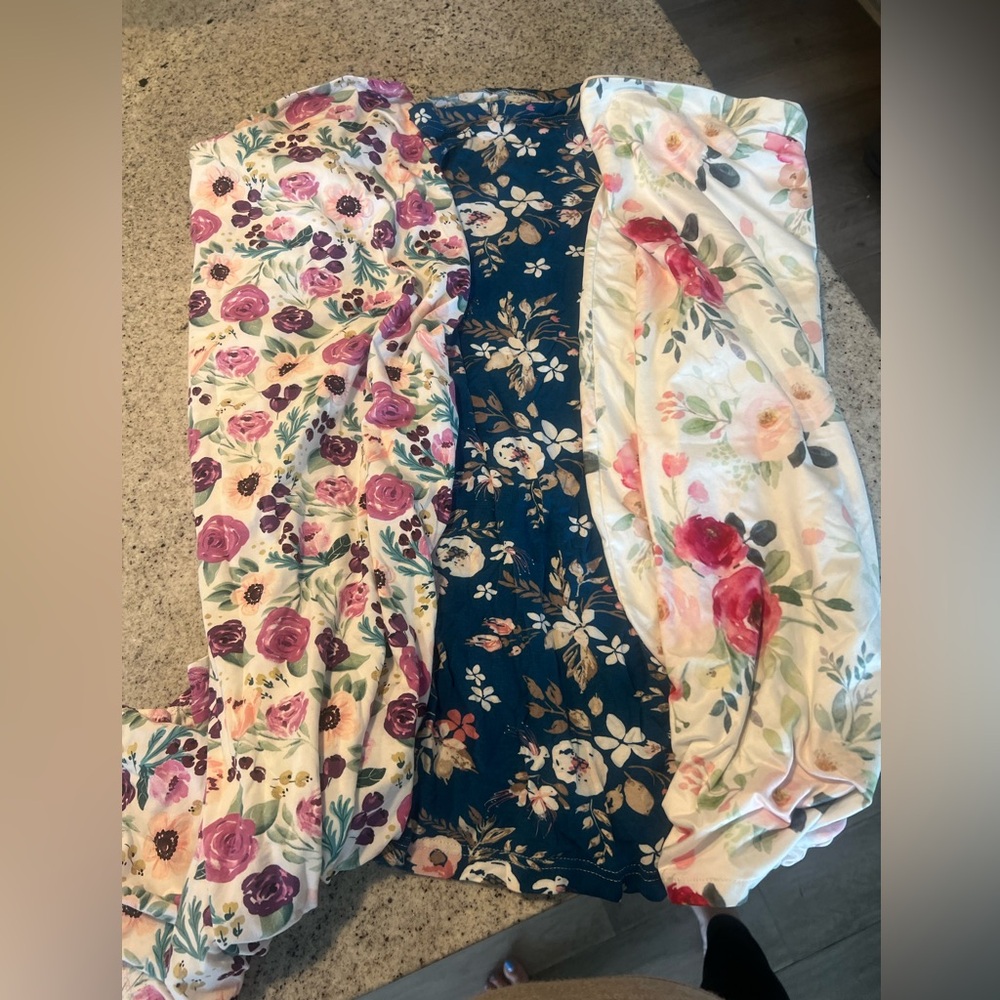 Baby girl car seat/ breastfeeding covers floral